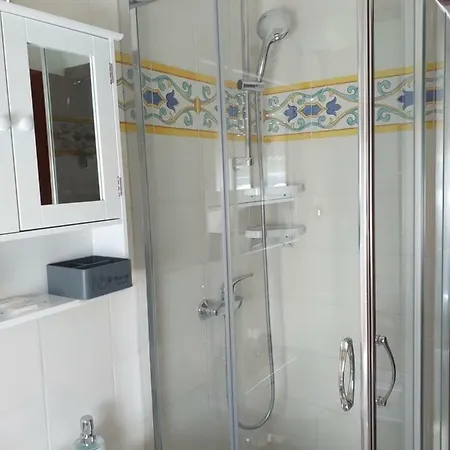 Edera Guest house 2*